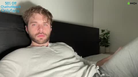 Edward aka Wolf online show from December 2024 09:31:02 PM