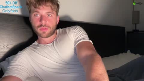 Edward aka Wolf online show from September 2025 07:47:01 PM