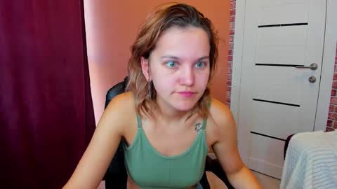 Snapshot of hot___jess chatting on September 2025 03:18:02 AM Jessica online show from September 2025 03:18:02 AM