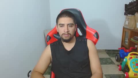 Snapshot of hot__husbands chatting on November 2025 01:22:01 AM hot__husbands online show from November 2025 01:22:01 AM