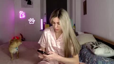 Snapshot of hot_berry69 chatting on March 2026 10:24:01 PM Dashka online show from March 2026 10:24:01 PM