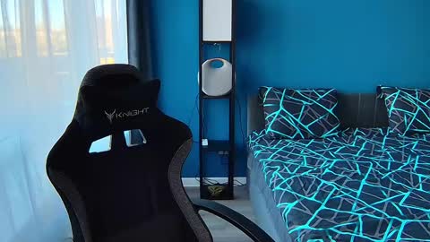 hot_cap_77 online show from April 2026 01:37:02 PM