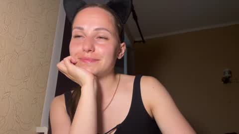 hot_chance_ online show from June 2026 04:42:01 PM