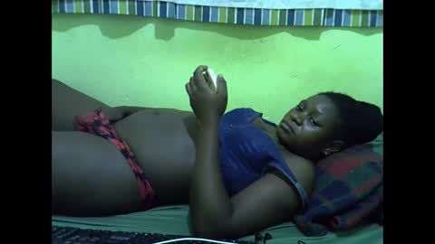 hot_girlly online show from March 2026 07:06:02 PM