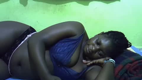 hot_girlly online show from April 2026 06:24:02 PM