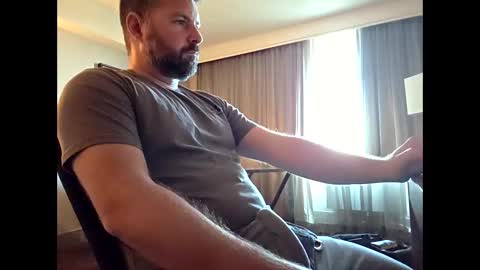 hot_hubby69 online show from September 2025 09:53:01 PM