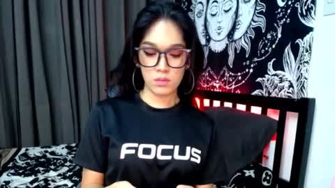 Snapshot of hot_jessica_cumx chatting on November 2025 01:11:01 AM Jessica Cumshow FOLLOW ME online show from November 2025 01:11:01 AM