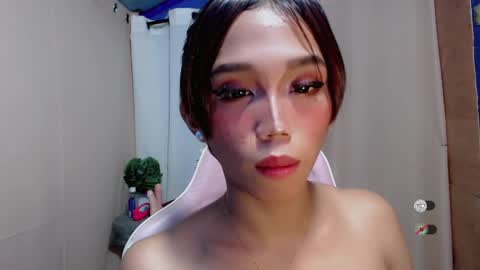 Khianna online show from May 2026 01:59:01 PM