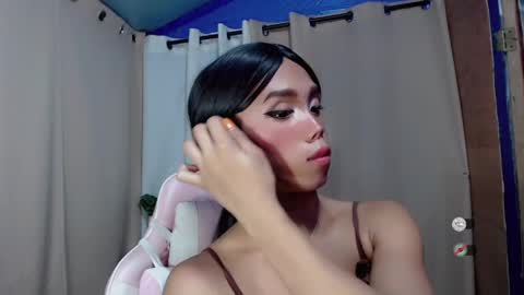 Khianna online show from May 2026 04:15:02 PM