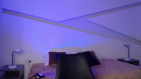 Alana online show from February 2025 08:50:02 PM