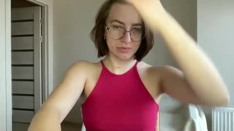 Lina online show from December 2024 09:44:01 AM