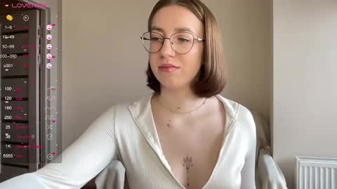 Lina online show from January 2025 10:00:02 AM