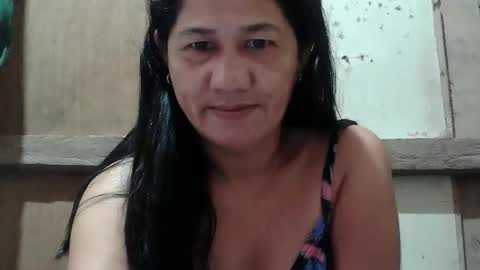 Snapshot of hot_mama09 chatting on February 2025 09:05:02 PM hotmama online show from February 2025 09:05:02 PM