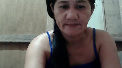 Snapshot of hot_mama09 chatting on February 2025 05:11:02 AM hotmama online show from February 2025 05:11:02 AM