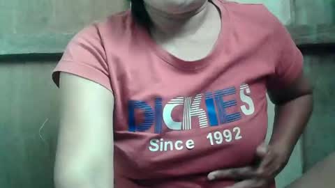 Snapshot of hot_mama09 chatting on February 2025 04:36:02 AM hotmama online show from February 2025 04:36:02 AM