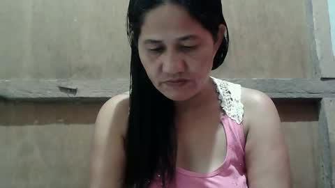 Snapshot of hot_mama09 chatting on March 2025 03:54:01 AM hotmama online show from March 2025 03:54:01 AM