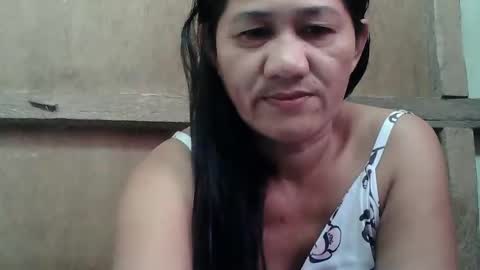 Snapshot of hot_mama09 chatting on March 2025 06:21:01 AM hotmama online show from March 2025 06:21:01 AM