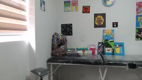 Snapshot of hot_mommymia chatting on September 2025 01:23:01 PM Mia online show from September 2025 01:23:01 PM