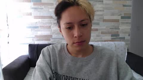 Snapshot of hot_mommymia chatting on September 2025 03:27:02 PM Mia online show from September 2025 03:27:02 PM