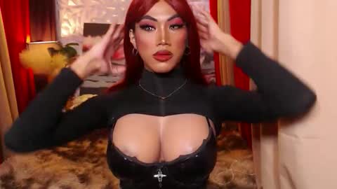 Julli Anna online show from November 2025 10:37:01 AM