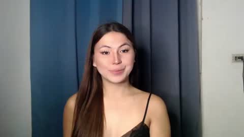Snapshot of hot_precious_nikki chatting on March 2026 06:02:02 PM Nikki online show from March 2026 06:02:02 PM