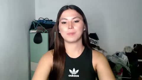 Snapshot of hot_precious_nikki chatting on May 2026 05:30:02 PM Nikki online show from May 2026 05:30:02 PM