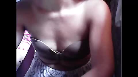 Snapshot of hot_quin11 chatting on April 2026 02:12:02 AM hot_quin11 online show from April 2026 02:12:02 AM