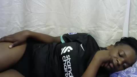 Snapshot of hot_rinah chatting on December 2025 07:17:01 AM Hot rinah online show from December 2025 07:17:01 AM