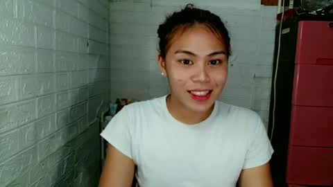 Snapshot of hot_selenaxx chatting on June 2026 12:28:02 PM Selena online show from June 2026 12:28:02 PM