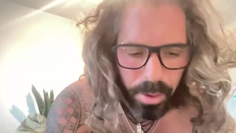 Snapshot of hot_sex83 chatting on December 2024 06:54:01 AM letmedoo2 online show from December 2024 06:54:01 AM