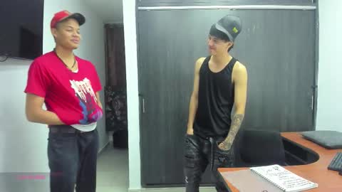 Snapshot of hot_sexmature chatting on December 2025 12:14:01 PM Vanesa Oliver and Andrew online show from December 2025 12:14:01 PM