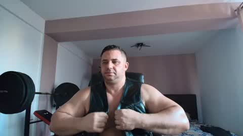 Stefano.. online show from August 2026 04:03:02 AM