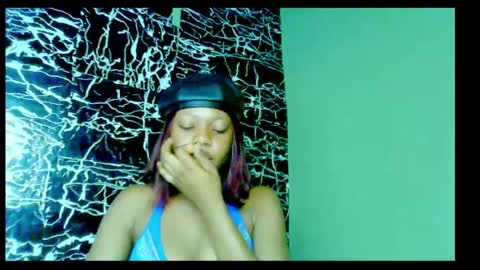 Stella online show from December 2024 11:33:02 PM