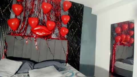 Snapshot of hot_summer_boy chatting on February 2026 10:06:01 PM Hot Summer Boy online show from February 2026 10:06:01 PM