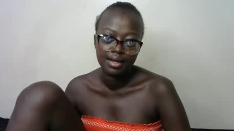 Snapshot of hot_tashaa chatting on February 2026 07:17:01 AM hot_tashaa online show from February 2026 07:17:01 AM