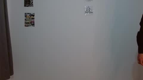 Snapshot of hot_teo_ chatting on December 2025 09:49:01 AM Mateo online show from December 2025 09:49:01 AM