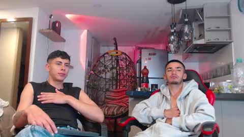 hot_twinks83 online show from October 2025 04:10:02 AM