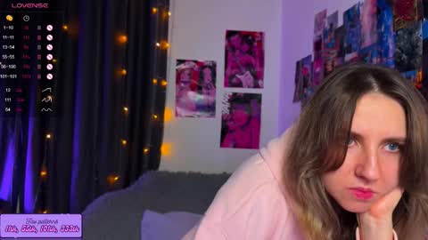 Snapshot of hotarutomo chatting on September 2025 03:39:01 PM Next stream 28112024 8 GMT 3 online show from September 2025 03:39:01 PM