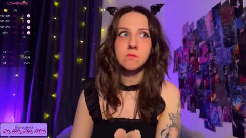 Snapshot of hotarutomo chatting on October 2025 10:33:02 PM Next stream 28112024 8 GMT 3 online show from October 2025 10:33:02 PM