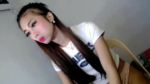 Snapshot of hotasian2345 chatting on February 2026 12:25:01 AM hotasian2345 online show from February 2026 12:25:01 AM