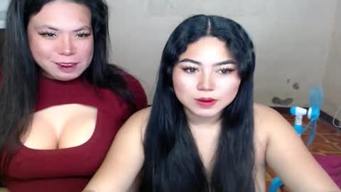 Snapshot of hotasian_mama chatting on November 2025 11:53:02 AM Grace online show from November 2025 11:53:02 AM