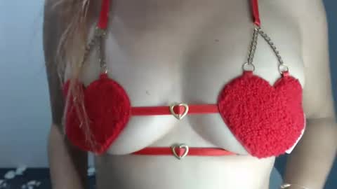 hotasian_pinky online show from March 2025 11:58:01 AM