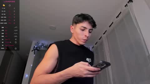 Andrew xdres08 online show from December 2024 12:50:02 AM