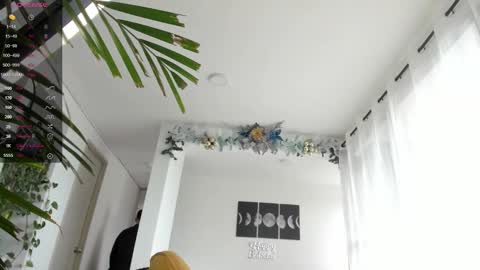 Andrew xdres08 online show from December 2024 08:34:02 PM