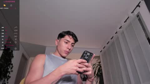 Andrew xdres08 online show from February 2025 03:01:02 AM