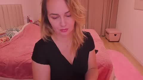 SweetBrendy online show from December 2024 11:07:01 AM