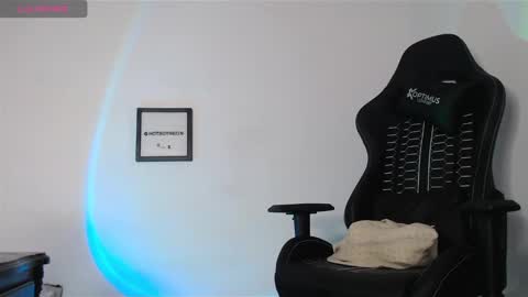 Snapshot of hotboyneon490 chatting on March 2026 03:50:02 PM Alex Neon online show from March 2026 03:50:02 PM