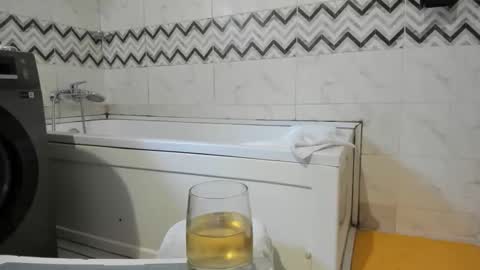 hotboyvicky online show from April 2026 12:48:02 PM