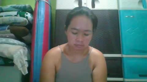 Snapshot of hotchicks4uxx chatting on February 2025 11:58:02 PM hotchicks4uxx online show from February 2025 11:58:02 PM