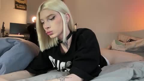 hotchubently online show from September 2025 10:41:01 AM